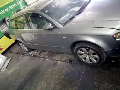 Sloopvoertuig audi a4 avant (8e) 2.5 tdi (120kw) van het jaar 2010 aangedreven bdg