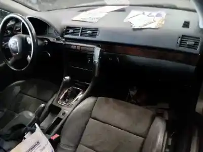 Sloopvoertuig audi a4 avant (8e) 2.5 tdi (120kw) van het jaar 2010 aangedreven bdg