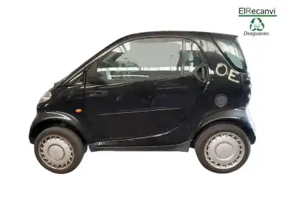 Veículo de Sucata smart coupe edition bluemotion do ano 2001 alimentado g 13