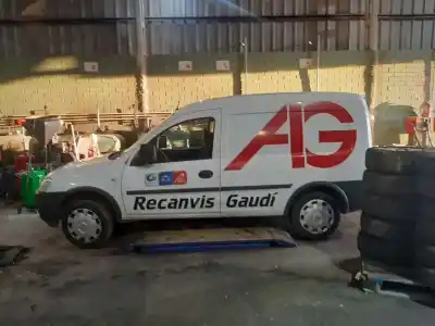 Veículo de Sucata opel combo familiar do ano 2006 alimentado z17dth