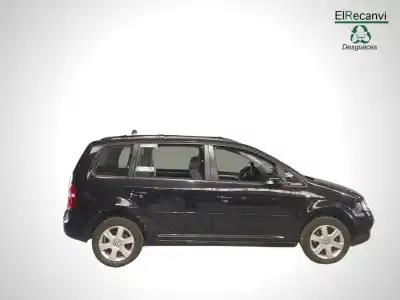 Sloopvoertuig volkswagen touran (1t2) advance bluemotion van het jaar 2006 aangedreven bxe