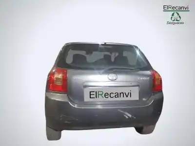 Veicolo di demolizione toyota corolla (e12) 2.0 d-4d linea luna berlina dell'anno 2003 alimentato 1cdftv