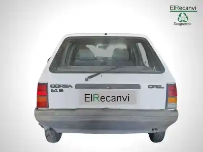 Veículo de Sucata opel corsa a joy do ano 1990 alimentado 14nv