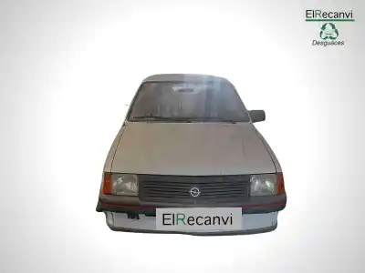 Véhicule à la ferraille OPEL CORSA A Cup de l'année 1990 alimenté 4EC1