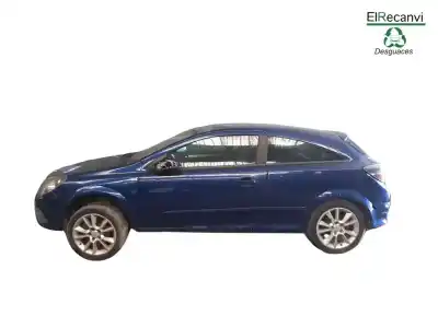 Veículo de Sucata opel astra gtc cosmo do ano 2005 alimentado 
