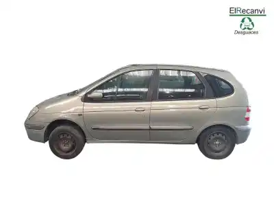 Здавання транспортного засобу renault scenic (ja..) 1.9 dci authentique року 2002 потужний 