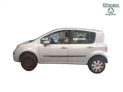 Scrapping Vehicle renault modus confort dynamique 98 cv / 72 kw of the year 2004 powered k4j