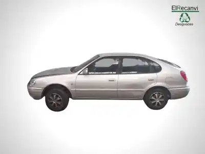 Veículo de Sucata toyota corolla (_e12_) 1.4 vvt-i (zze120_) do ano 2001 alimentado 4zzfe