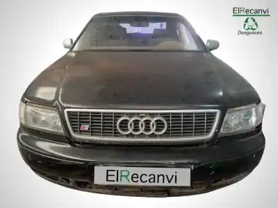 Здавання транспортного засобу audi a8 (d2) 4.2 v8 40v року 1997 потужний 