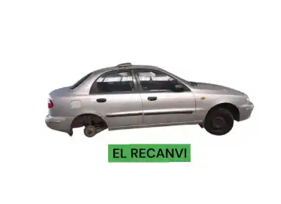 Veículo de Sucata daewoo lanos cool do ano 1999 alimentado a15sms