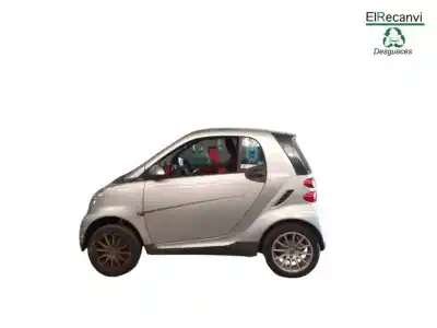 Veículo de Sucata smart fortwo cabrio base (52 kw) (453.442) 71 cv / 52 kw do ano 2010 alimentado 3b21