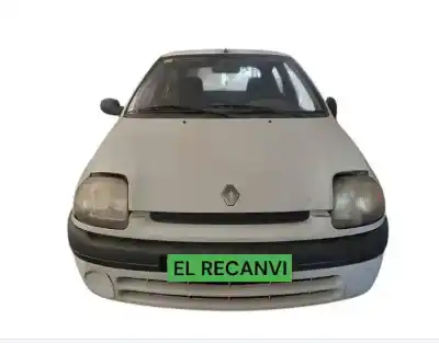 Veicolo di demolizione renault clio ii fase i (b/cbo) 1.4 alize 75 cv / 55 kw dell'anno 2000 alimentato e7j