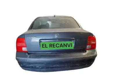 Scrapping Vehicle volkswagen passat b5 variant (3b5) 1.6 of the year 2000 powered arm
