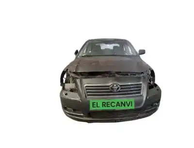 Sloopvoertuig TOYOTA AVENSIS SEDÁN (_T25_)  van het jaar 2005 aangedreven 2AD