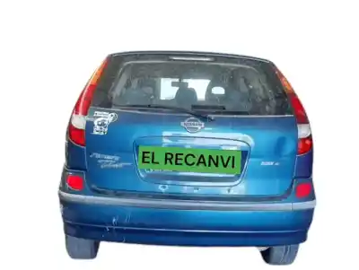 Sloopvoertuig NISSAN ALMERA TINO (V10M)  van het jaar 2001 aangedreven YD22DDTI