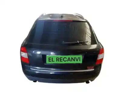 Veicolo di demolizione audi a4 avant (8e) 1.8 t quattro dell'anno 2002 alimentato avj