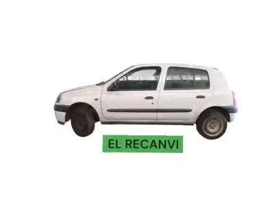 Vehículo de desguace RENAULT CLIO II FASE I (B/CBO)  del año 2001 con motor D7F