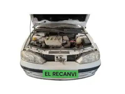 Véhicule à la ferraille RENAULT MEGANE I FASE 2 BERLINA (BA0)  de l'année 2002 alimenté K4J