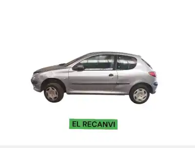 Здавання транспортного засобу PEUGEOT 206 BERLINA  року 2002 потужний 8HX