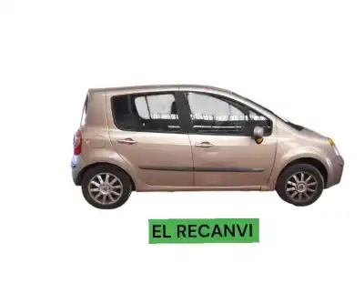 Veículo de Sucata renault modus confort dynamique 98 cv / 72 kw do ano 2005 alimentado k4j