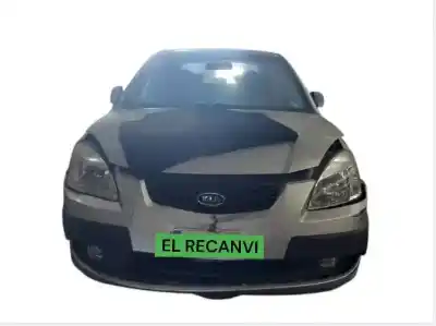 Véhicule à la ferraille kia rio 1.5 crdi ex2 de l'année 2006 alimenté d4fa