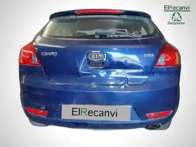 Veículo de Sucata kia cee'd fastback (ed) 1.6 crdi 115 do ano 2010 alimentado d4fb