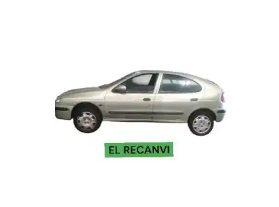 Veículo de Sucata renault megane i fase 2 berlina (ba0) 1.6 16 v rt (ba04) do ano 2001 alimentado k4m