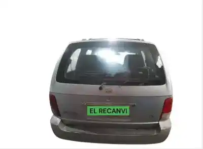 Veículo de Sucata kia carnival ii (gq) 2.9 crdi do ano 2002 alimentado j3