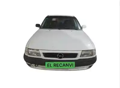 Veículo de Sucata OPEL ASTRA F BERLINA  do ano 1996 alimentado X16XEL