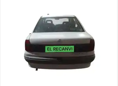 Veículo de Sucata opel astra f berlina básico do ano 1996 alimentado x16xel