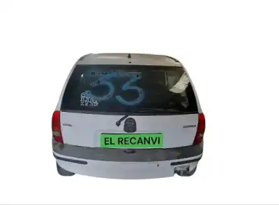 Véhicule à la ferraille OPEL CORSA B  de l'année 1998 alimenté 