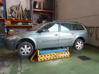 Здавання транспортного засобу renault megane ii ranchera familiar (km0/1_) 1.5 dci (km02, km13) року 2004 потужний k9k 728 k9k 729