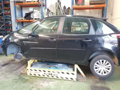 Scrapping Vehicle citroen c4 picasso 1.6 16v of the year 2011 powered 5fs
