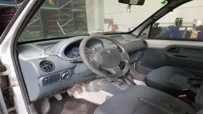 Здавання транспортного засобу renault kangoo (f/kc0) 1.9 diesel 64 cv / 47 kw року 2001 потужний f8q p6