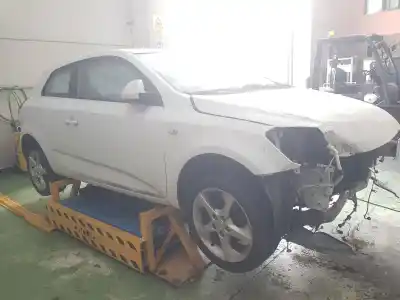 Veículo de Sucata kia pro cee'd (ed) 2.0 crdi 140 do ano 2008 alimentado d4ea