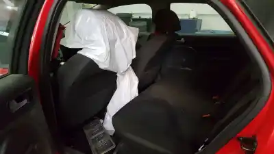 Veículo de Sucata ford focus berlina (cak) 1.8 tdci turbodiesel cat do ano 2006 alimentado kkda