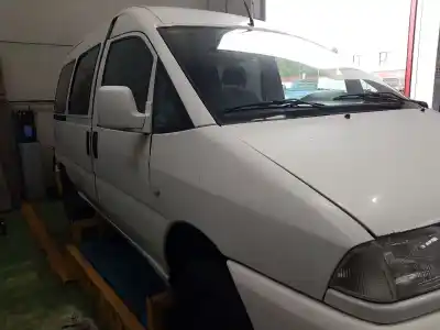 Здавання транспортного засобу fiat scudo furgón (220_) 2.0 jtd року 2000 потужний rhx