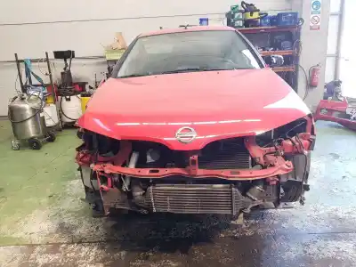 Veículo de Sucata NISSAN ALMERA II (N16) 2.2 DCI do ano 2005 alimentado YD22