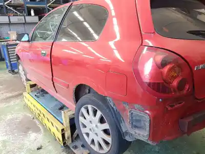 Veículo de Sucata nissan almera ii (n16) 2.2 dci do ano 2005 alimentado yd22