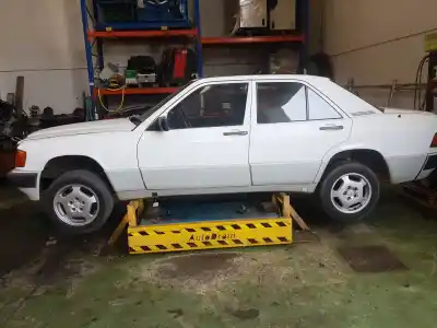 Veículo de Sucata mercedes-benz 190 (w201) e 2.0 do ano 1999 alimentado m 102.962