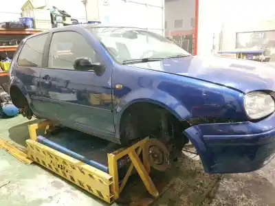 Vehículo de desguace volkswagen                                         golf iv berlina (1j1)                                                                                                                                                                                                                                      1.9 tdi                                                                                                                                                                                                                                                    del año 1998 con motor ahf