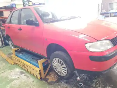 Veículo de Sucata seat                                               ibiza (6k1)                                                                                                                                                                                                                                                1.9 sdi                                                                                                                                                                                                                                                    do ano 1999 alimentado agp