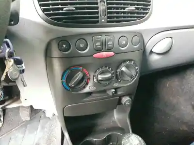 Hurda Aracı FIAT PUNTO BERLINA (188)  Yılın 2000 güçlü 188 A4.000
