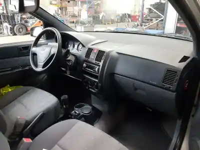 Здавання транспортного засобу hyundai getz (tb) 1.1 básico року 2002 потужний g4hd