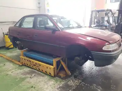 Vehicul casat opel astra f (t92) 1.7 td (f19, m19) al anului 1995 alimentat x 17 dtl