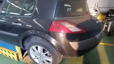 Veículo de Sucata renault                                            megane ii (bm0/1_, cm0/1_)                                                                                                                                                                                                                                 1.9 dci                                                                                                                                                                                                                                                    do ano 2003 alimentado f9q b8