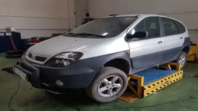 Здавання транспортного засобу renault                                            scénic i monospace (ja0/1_, fa0_)                                                                                                                                                                                                                          1.9 dci rx4 року 2000 потужний f9q k7