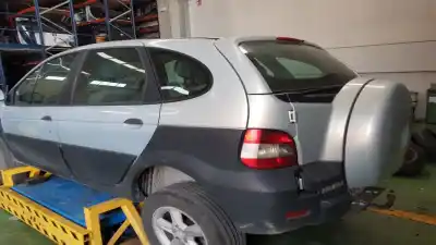 Здавання транспортного засобу renault                                            scénic i monospace (ja0/1_, fa0_)                                                                                                                                                                                                                          1.9 dci rx4 року 2000 потужний f9q k7