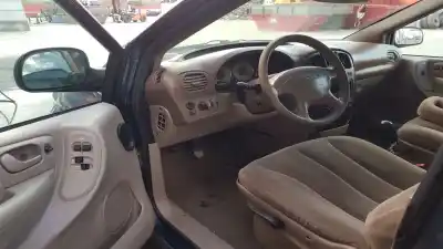 Scrapping Vehicle chrysler voyager (rg) 2.5 crd lx of the year 2001 powered vm98b