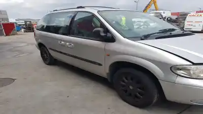 Scrapping Vehicle chrysler voyager (rg) 2.4 lx (i) of the year 2004 powered eddc